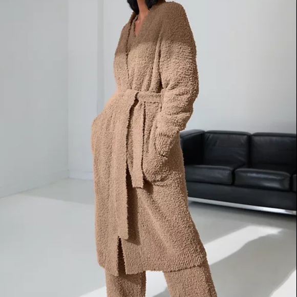 Aritzia Sweaters - XS Aritzia The Group Black Babaton Retreat Cardigan: REASONABLE OFFERS ACCEPTED